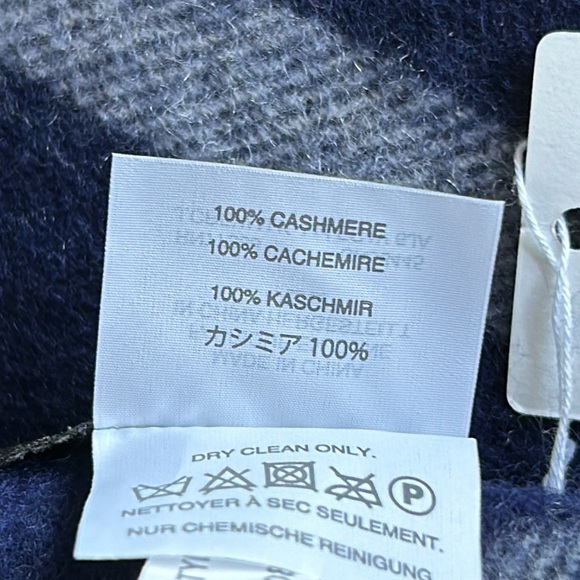 J. Crew Cashmere Scarf NWT - Picture 6 of 6